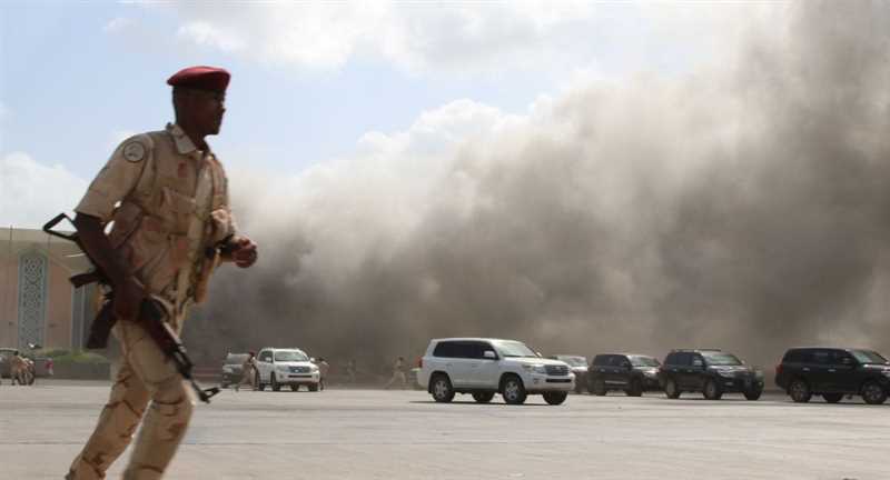 الصحة اليمنية تعلن ارتفاع ضحايا هجوم مطار عدن إلى 135 قتيلا وجريحا