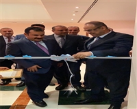 وزير الداخلية يفتتح مركز اصدار الجوازات بالسفارة اليمنية في مسقط