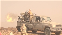 قوات الجيش تستهدف تحركات حوثية في نهم وتكبدها خسائر بشرية ومادية كبيرة