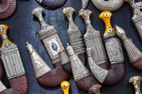 Yemenlilerin vaz geçilmez parçası (Cenbiye)