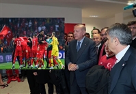  Erdoğan, soyunma odasına inerek Millileri kutladı