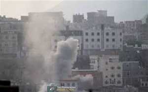 مليشيات الحوثي تشن قصفا مكثفا على الأحياء السكنية في مدينة تعز