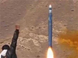 صاروخ حوثي يسقط في احدى قرى خولان بعد اطلاقه من صنعاء