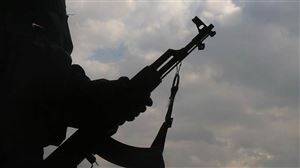 تفاصيل مقتل وجرح 11 شخصاً برصاص مسلحين شمالي إب أثناء توزيع مساعدات