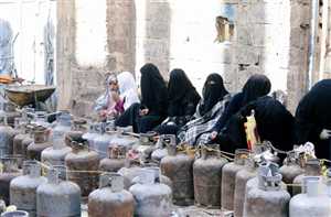 Yemen’de Husiler’den  ramazan ayı öncesi tüp gaza fahiş zam