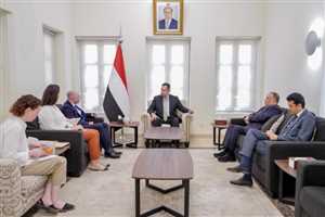 Yemen Başbakanı Abdulmelik, kabul ettiği  İngiliz Büyükelçisi ile ülkesindeki gelişmeleri görüştü