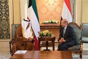 تعهدوا بزيادة الدعم لليمن.. رئيس مجلس القيادة يستقبل نائبي رئيس الوزراء ووزير الخارجية الكويتيين