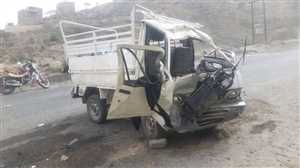 حادث مروري يتسبب بوفاة 3 اشخاص وجرح 16 من اسرة واحدة في محافظة لحج