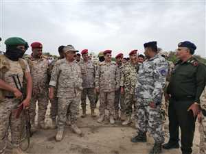 أكد إصرار الدولة على محاربة الإرهاب والتهريب.. وزير الدفاع يتفقد "قوات خفر السواحل" قطاع البحر الأحمر