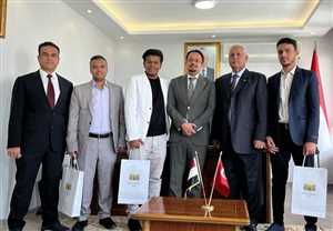 السفير اليمني لدى تركيا يكرم اليمنيين الفائزين بالمسابقة الدولية للقرآن الكريم