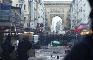 مواجهات بين الشرطة الفرنسية ومتظاهرين أكراد في باريس