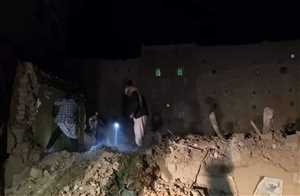 إصابة مسنة وتدمير منزلها بانفجار اسطوانة غاز في عمران