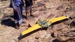 الجيش يحبط محاولة تسلل ويسقط طائرة حوثية في محافظة تعز