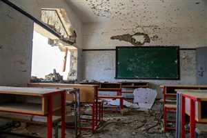 "غشّ علني وانهيار منظومة للتعليم".. ما مستقبل الطلاب في مناطق سيطرة الحوثيين باليمن؟