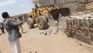 دمرت 170 منزلًا خلال يومين.. حملة تجريف حوثية واسعة لمنازل المواطنين في صنعاء