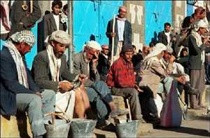 نسبة الفقر في اليمن تصل الى 80% والحكومة تناشد المجتمع الدولي دعم الاقتصادر