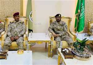 رئيس هيئة الاركان يناقش مع قائد القوات المشتركة للتحالف تطورات الأوضاع العسكرية