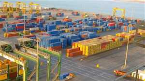وثيقة: الكشف عن تمرير شحنات أدوية تالفة ومخالفة للمواصفات عبر ميناء عدن