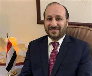وفاة وزير الاتصالات اليمني ومسؤول حكومي يتهم دولة عربية بالوقوف خلف مقتله