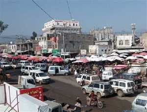 مقتل شخصين برصاص نجل قيادي حوثي في سوق شعبي شمالي إب