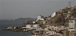 نقلها الى عدن.. التحالف ينهي إجراءات تفتيش السفن القادمة إلى اليمن في ميناء جدة