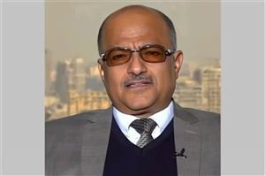 محلل عسكري: إجراءات حوثية تنسف اتفاق السلام والحكومة الشرعية ”في موقف متبلد”