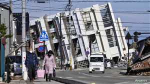 ارتفاع حصيلة ضحايا الزلزال في اليابان وفرق الإنقاذ تبحث عن الناجين