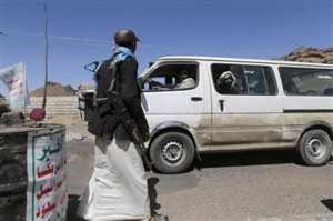 الحوثيون يتخذون إجراءات مشددة ضد العائدين إلى صنعاء من جبهات مأرب والساحل