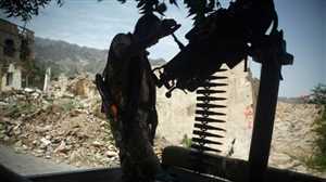 معارك ضارية بين الجيش والحوثيين في وادي حنش بتعز