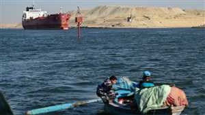 اتصالات مصرية إيرانية حوثية لاحتواء التصعيد في البحر الأحمر