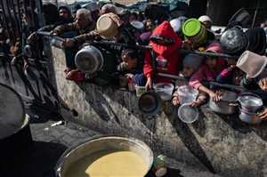 شاهد بالصور كيف يخيم شبح المجاعة على غزة