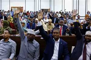 اعتماد نظام الاقتراع العام المباشر.. الصومال يعدل الدستور ويتحول إلى النظام الرئاسي