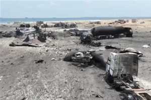 الحوثيون يحتجزون 11 سفينة في ميناء رأس عيسى تحت تهديد السلاح