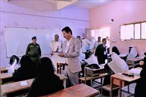 نائب وزير التربية يدشن اختبارات الثانوية العامة في مأرب