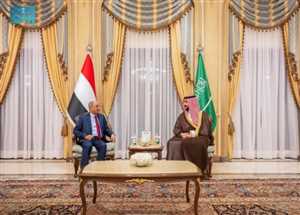 في أول تحرك خارجي بعد تعيينه.. بن بريك يبحث مع وزير الدفاع السعودي أولويات الدعم الاقتصادي لليمن