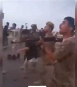 هاني البيض يهاجم "الانتقالي الجنوبي": لا يطلق الرصاص على من يدّعي تمثيلهم