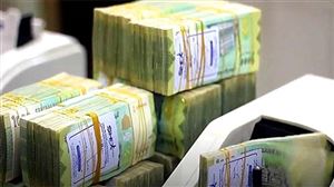 تنذر بانهيار مصرفي شامل.. أزمة سيولة خانقة تضرب صنعاء والمناطق الخاضعة لسيطرة الحوثيين
