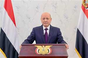 بين الوعود المتكررة وتدهور الأوضاع.. العليمي يوجه خطاب العيد محذرًا من "إرهاب الحوثيين" ومجددًا التزامات الحكومة