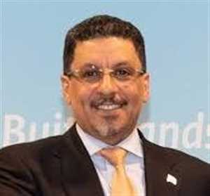 "صحفي يمني يفجّرها: بن مبارك عطّل الدولة وسرّب أسرار الرئاسة للحوثيين! هل حقيقة أم تصفية حسابات سياسية؟