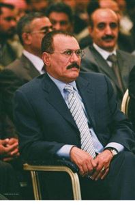 صفقة ديسمبر.. هل كان رأس علي عبدالله صالح ثمنًا لعودة أسرته إلى السلطة؟