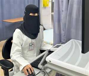 شاهد فيديو لموقف انساني ...ممرضة سعودية تنقذ حياة مقيم خمسيني بعد حادث دهس بالرياض