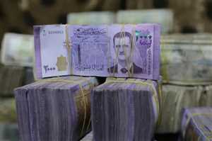 سوريا تعتزم حذف صفرين من عملتها وإصدار أوراق نقدية جديدة للتخلص من إرث الأسد
