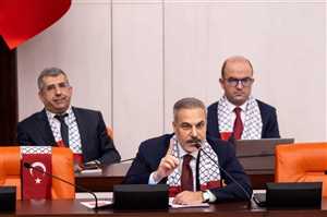 فيدان: أردوغان صادق على خطة لإلقاء مساعدات إلى غزة جواً رغم المخاطر