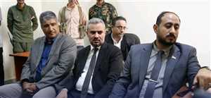 وعلى عينك يا شرعية ..الانتقالي يقتحم مكتب نائب وزير الإعلام في عدن بقرار من الزبيدي ويعين العاقل