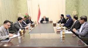 الرئاسي اليمني يدعو لتشكيل تحالف دولي ضد الحوثي واعتماد آليات تمويل مرنة لليمن