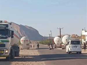 قبائل لقموش تلوّح بالتصعيد وتطالب بالكشف عن مصير شيخها المعتقل في شبوة