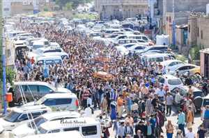 رحيل مفاجئ يهزّ تعز.. وفاة خطيب مسجد العيسائي بعد خطبة الجمعة