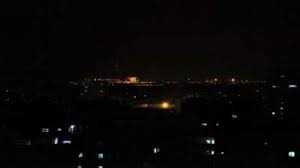 أنباء عن تحليق مسيّرة يربك عدن ليلاً.. مضادات جوية تطلق النار والسلطات تلتزم الصمت