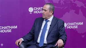 الهجري من لندن: التحركات الأحادية في حضرموت تضعف الدولة وتخدم الحوثي