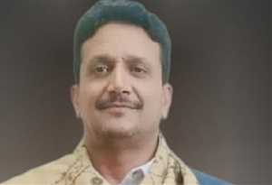 أهالي إب يحتفون بخروج الأمين الشرعي لمديرية السدة بعد نصف عام من اختطافه في سجون الحوثيين